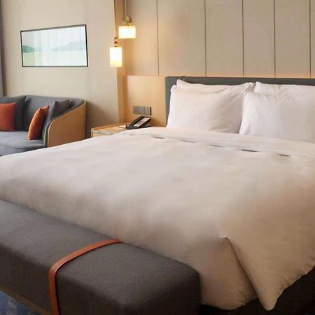 Готель Wyndham Grand Zhaoqing Downtown Екстер'єр фото