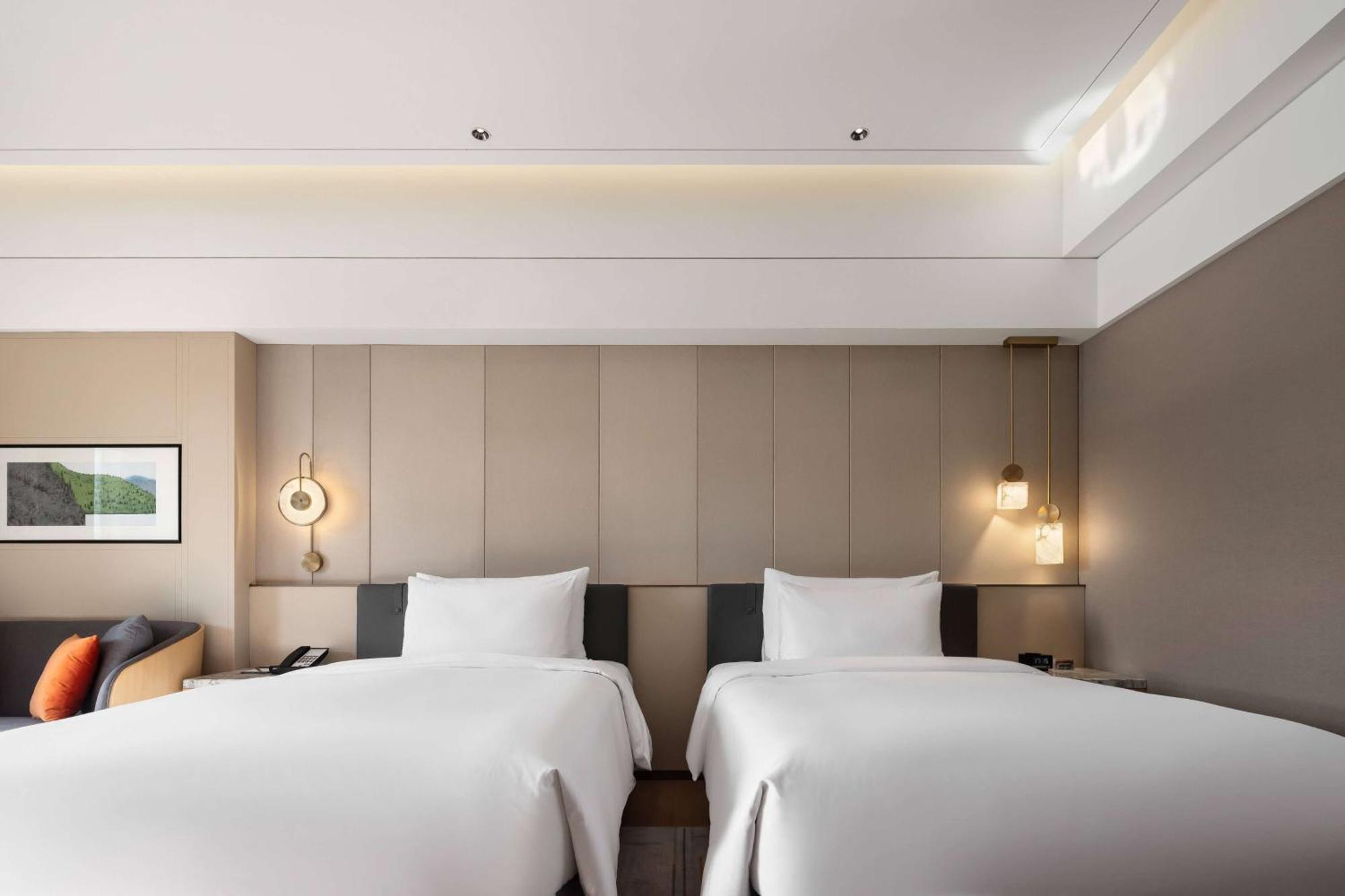 Готель Wyndham Grand Zhaoqing Downtown Екстер'єр фото