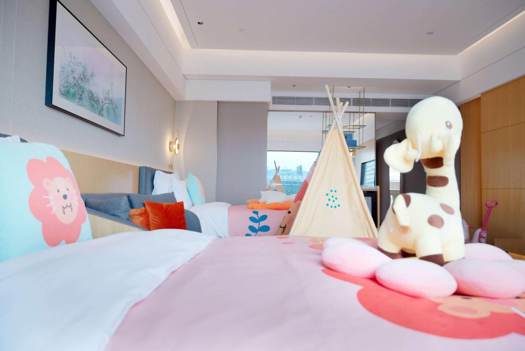 Готель Wyndham Grand Zhaoqing Downtown Екстер'єр фото