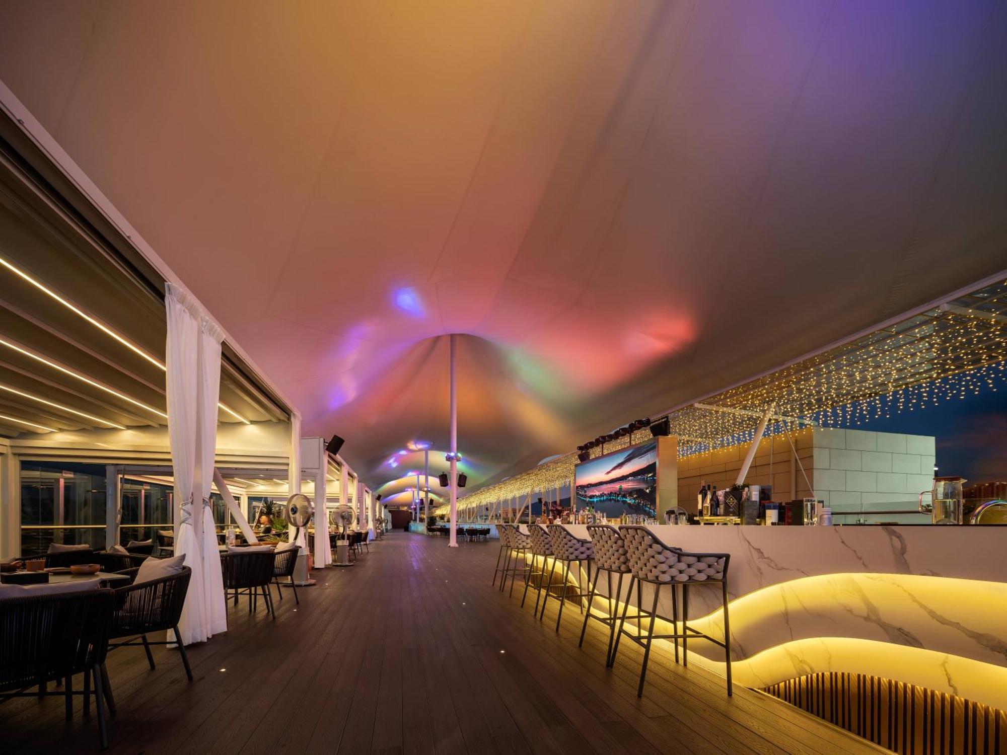 Готель Wyndham Grand Zhaoqing Downtown Екстер'єр фото