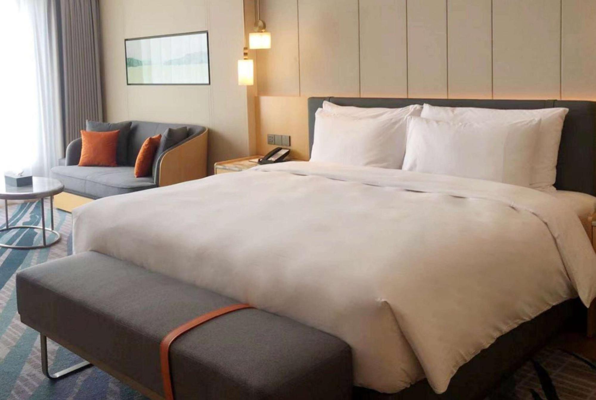 Готель Wyndham Grand Zhaoqing Downtown Екстер'єр фото